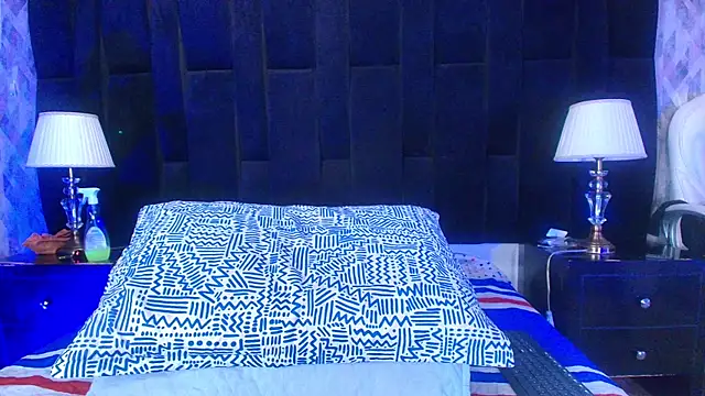 shelsyloreds online show from February 13, 2025, 12:00 pm