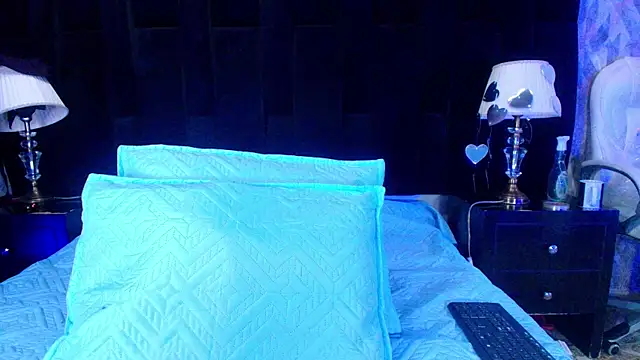 shelsyloreds online show from February 18, 2025, 11:55 am