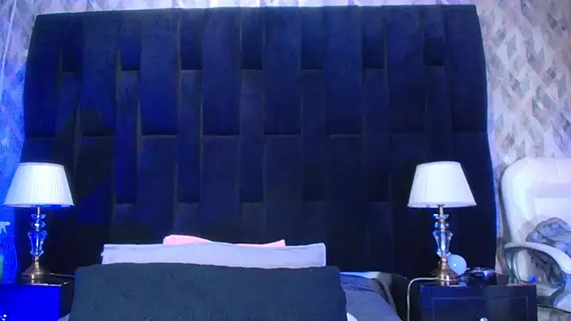 shelsyloreds online show from March 12, 2025, 11:53 am