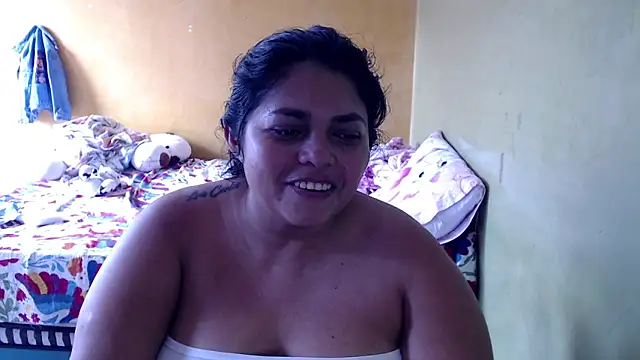 Snapshot of yulieth_bbw chatting on October 17, 2025, 6:21 pm yulieth bbw online show from October 17, 2025, 6:21 pm