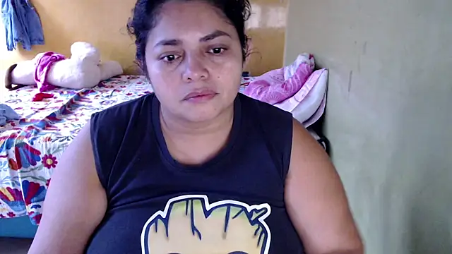 Snapshot of yulieth_bbw chatting on October 21, 2025, 11:11 am yulieth bbw online show from October 21, 2025, 11:11 am