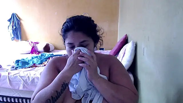 Snapshot of yulieth_bbw chatting on November 11, 2025, 7:25 pm yulieth bbw online show from November 11, 2025, 7:25 pm