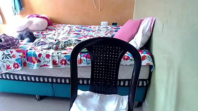 Snapshot of yulieth_bbw chatting on November 19, 2025, 3:34 pm yulieth bbw online show from November 19, 2025, 3:34 pm