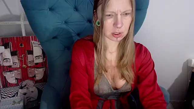 alexandra zaryanova online show from September 21, 2025, 8:05 am