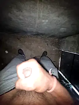 Snapshot of breejs chatting on November 26, 2025, 4:35 am breejs online show from November 26, 2025, 4:35 am