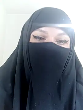 Snapshot of evelyn__salah chatting on October 14, 2025, 4:08 pm evelyn salah online show from October 14, 2025, 4:08 pm