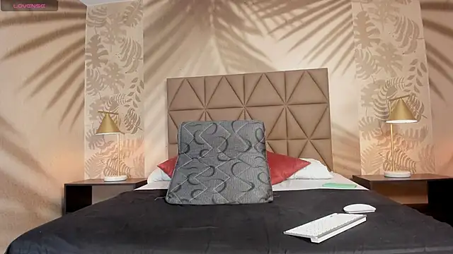 Snapshot of Scarleett_22 chatting on February 25, 2025, 7:47 pm Scarleett 22 online show from February 25, 2025, 7:47 pm