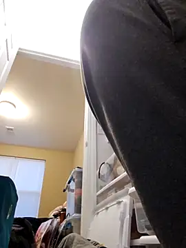 Snapshot of AmethystFoxx chatting on November 19, 2025, 10:21 pm AmethystFoxx online show from November 19, 2025, 10:21 pm