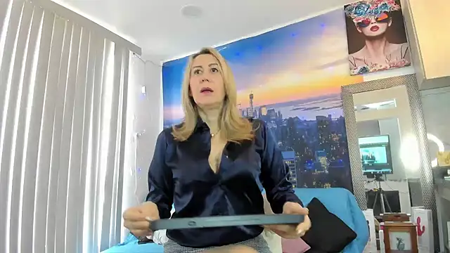 Snapshot of ashleymilf_1 chatting on September 15, 2025, 4:51 pm ashleymilf 1 online show from September 15, 2025, 4:51 pm