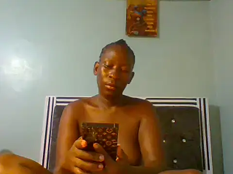 Snapshot of blackcuteebony chatting on February 12, 2025, 6:08 am blackcuteebony online show from February 12, 2025, 6:08 am