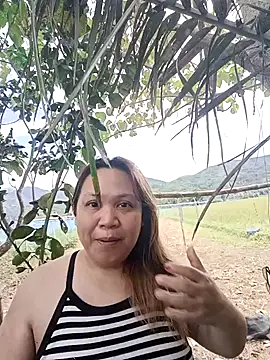 Snapshot of Sweet_asian_kylie chatting on October 29, 2025, 4:26 am Sweet asian kylie online show from October 29, 2025, 4:26 am