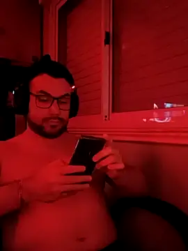 arkadjpc online show from December 5, 2025, 3:04 am