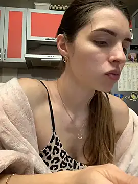 Snapshot of SeducingYoghourt chatting on January 6, 2025, 2:47 pm SeducingYoghourt online show from January 6, 2025, 2:47 pm