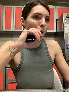 Snapshot of SeducingYoghourt chatting on February 8, 2025, 4:25 pm SeducingYoghourt online show from February 8, 2025, 4:25 pm