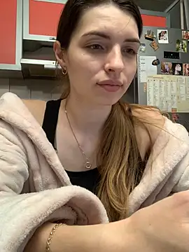 Snapshot of SeducingYoghourt chatting on February 15, 2025, 3:39 pm SeducingYoghourt online show from February 15, 2025, 3:39 pm