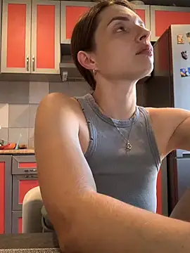 Snapshot of SeducingYoghourt chatting on September 25, 2025, 2:54 pm SeducingYoghourt online show from September 25, 2025, 2:54 pm