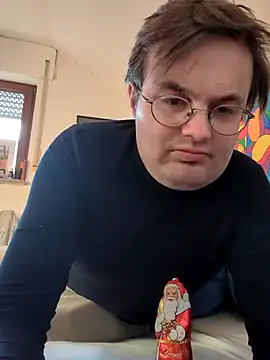 Snapshot of makau1 chatting on December 25, 2024, 12:37 pm makau1 online show from December 25, 2024, 12:37 pm