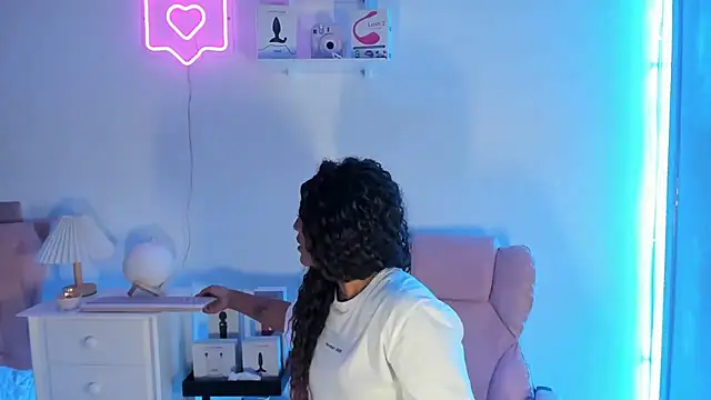 Kaiisa  online show from December 13, 2024, 10:13 pm