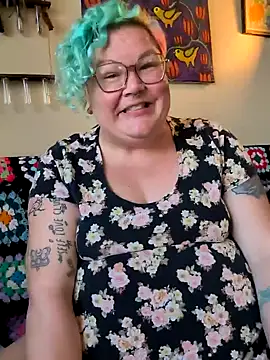 Snapshot of PotOfGreer chatting on October 2, 2025, 5:31 pm PotOfGreer online show from October 2, 2025, 5:31 pm