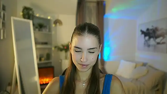 Snapshot of Abella_Danger_X chatting on September 11, 2025, 8:47 am Abella Danger X online show from September 11, 2025, 8:47 am