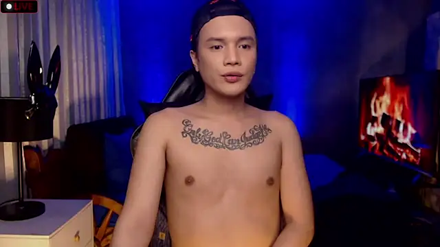 xjakolitox online show from October 18, 2025, 7:09 am