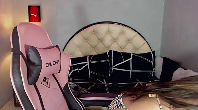 WeezyBabyXoxo online show from February 11, 2025, 2:25 am