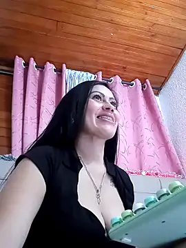 Snapshot of Tania_mature chatting on December 28, 2024, 7:11 pm Tania mature online show from December 28, 2024, 7:11 pm