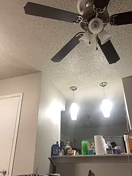 Snapshot of bosstang770 chatting on November 27, 2025, 6:26 am bosstang770 online show from November 27, 2025, 6:26 am