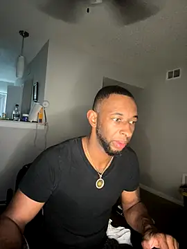 Snapshot of bosstang770 chatting on November 27, 2025, 10:45 pm bosstang770 online show from November 27, 2025, 10:45 pm