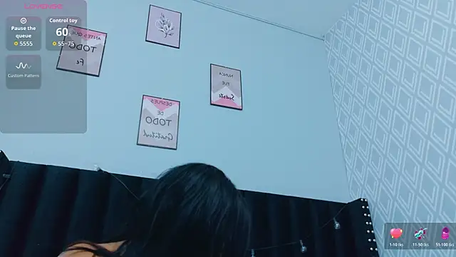 Snapshot of colombiamommy chatting on November 22, 2025, 12:15 pm colombiamommy online show from November 22, 2025, 12:15 pm