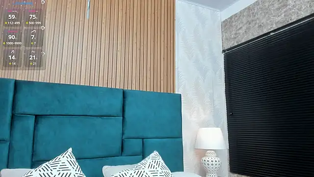 Snapshot of Kareena_chopra chatting on September 10, 2025, 12:27 pm Kareena chopra online show from September 10, 2025, 12:27 pm