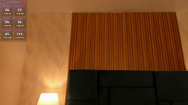 Snapshot of Kareena_chopra chatting on October 2, 2025, 12:34 pm Kareena chopra online show from October 2, 2025, 12:34 pm