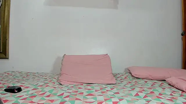 naia blessed online show from February 5, 2025, 7:10 pm