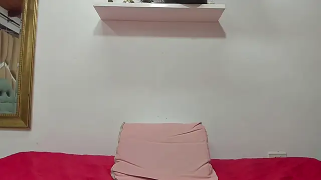 naia blessed online show from February 25, 2025, 7:14 pm