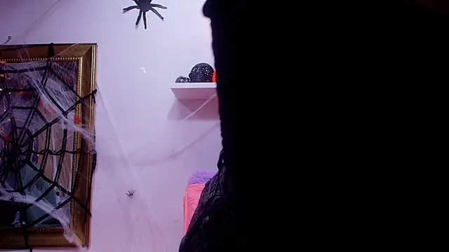 naia blessed online show from October 18, 2025, 7:14 pm