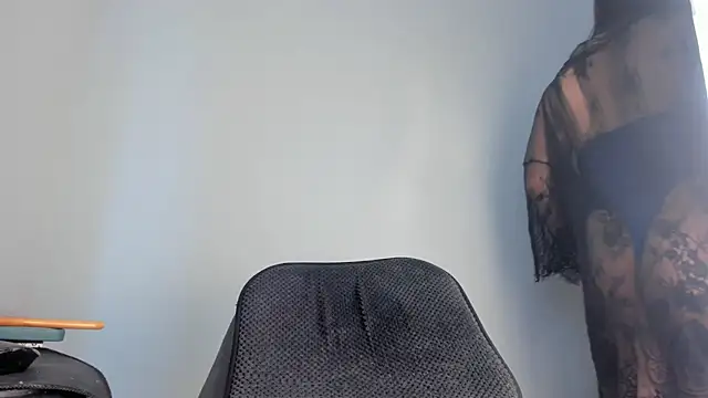 my lovely mia online show from January 16, 2025, 2:30 pm