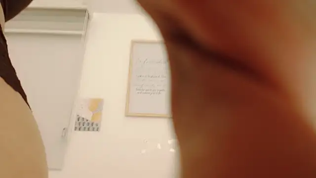 Snapshot of Elen__Sweet chatting on November 28, 2025, 9:17 pm Elen Sweet online show from November 28, 2025, 9:17 pm