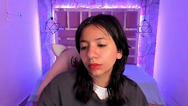 Snapshot of Nami_usagi chatting on December 16, 2024, 1:00 pm Nami usagi online show from December 16, 2024, 1:00 pm