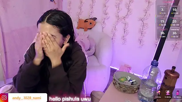 Snapshot of Nami_usagi chatting on November 29, 2025, 3:04 pm Nami usagi online show from November 29, 2025, 3:04 pm