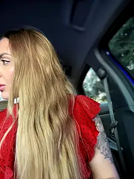 Kalli Fornia online show from November 14, 2025, 8:46 am