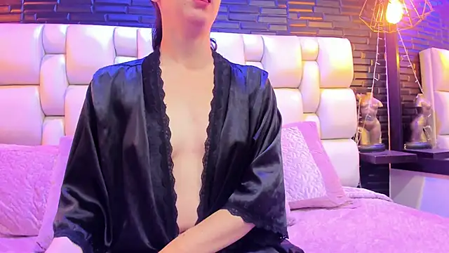 Salo Heaven online show from March 8, 2025, 2:19 pm