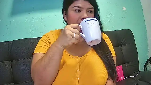 curvy sex online show from November 10, 2025, 4:33 am