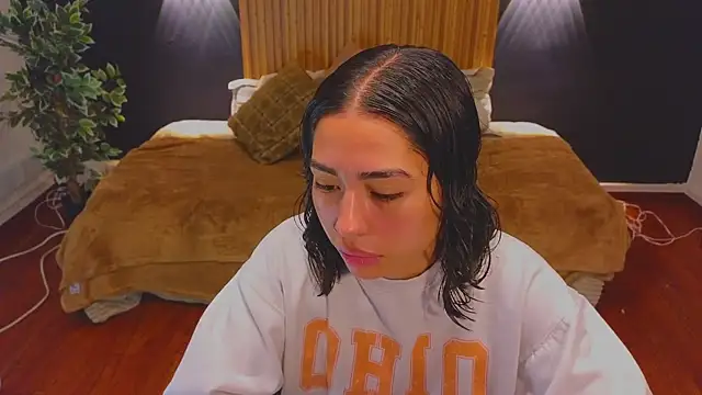 Snapshot of samantha_bss chatting on February 10, 2025, 2:05 pm samantha bss online show from February 10, 2025, 2:05 pm