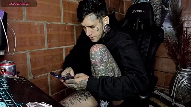 josh  ackerman online show from February 15, 2025, 3:42 am