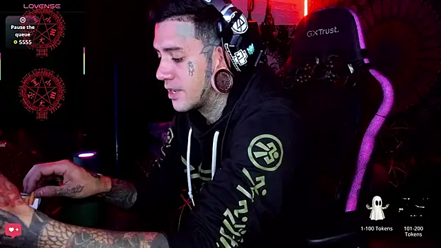 josh  ackerman online show from October 2, 2025, 1:45 am