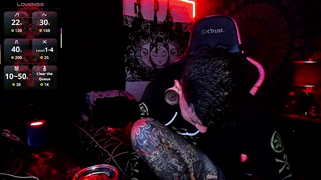 josh  ackerman online show from October 3, 2025, 11:46 pm