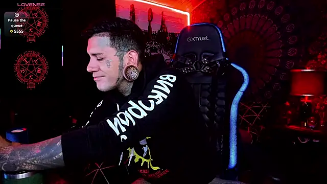 josh  ackerman online show from October 6, 2025, 6:55 am