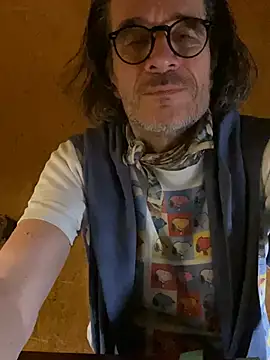 GioApri online show from March 21, 2025, 10:39 pm