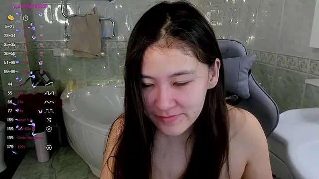 Snapshot of Riz_girl chatting on February 27, 2025, 3:58 am Riz girl online show from February 27, 2025, 3:58 am