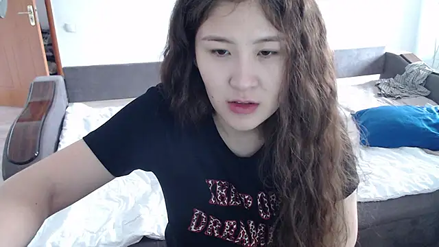 Snapshot of Riz_girl chatting on November 6, 2025, 8:15 am Riz girl online show from November 6, 2025, 8:15 am